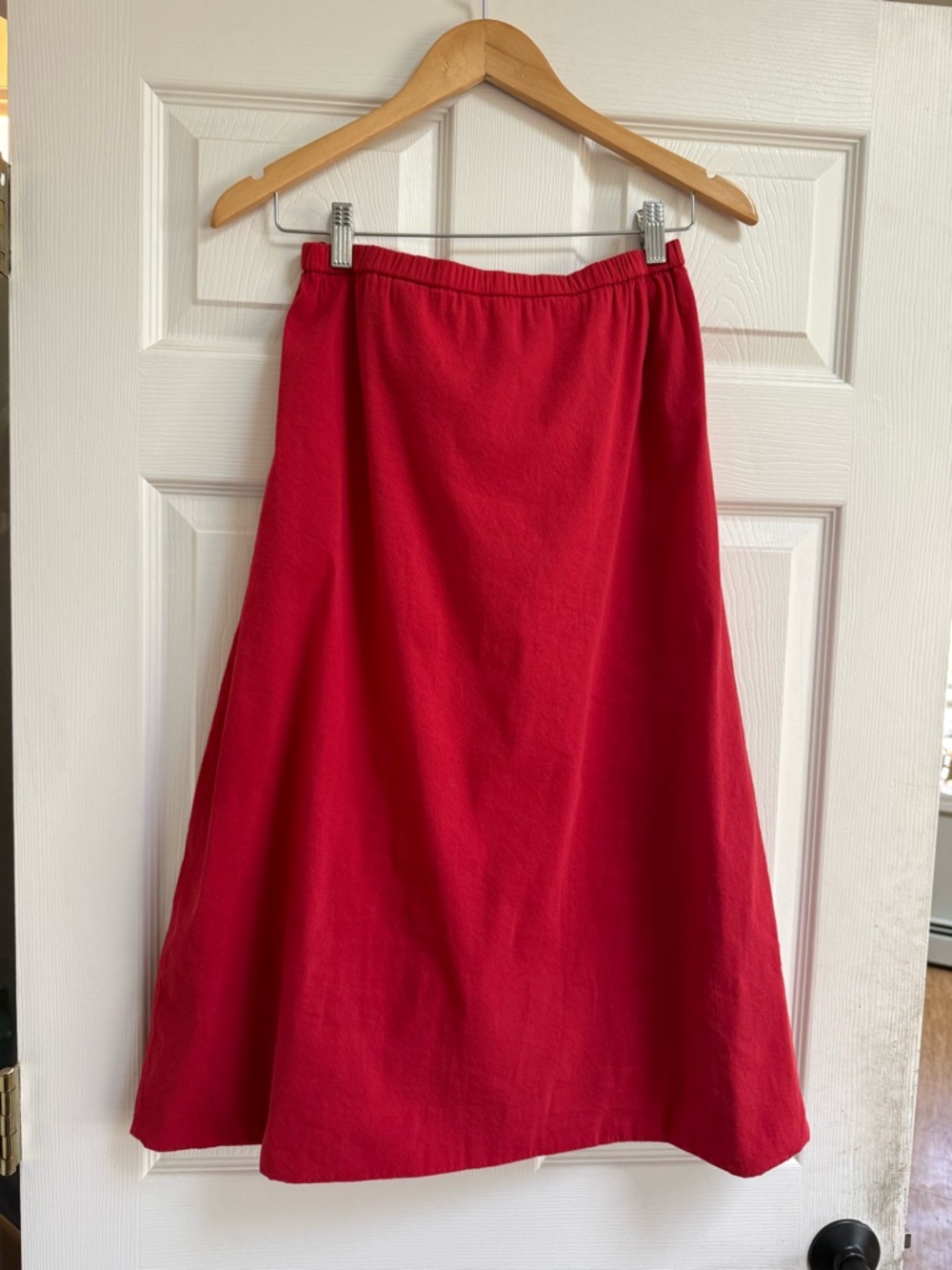 Issey Miyake Red Midi Balloon Skirt - Picture 3 of 7